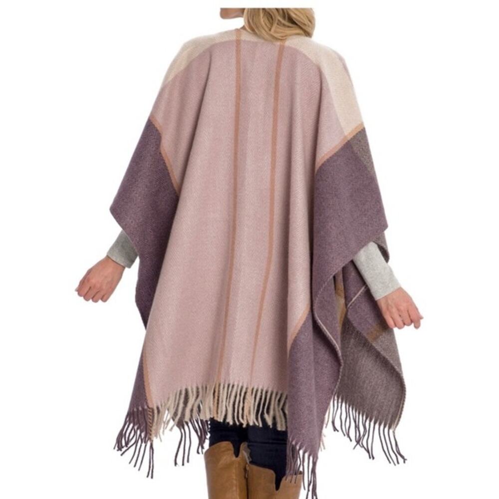 Woolrich Raegan Plaid Cozy Blanket Wrap - Picture 2 of 9